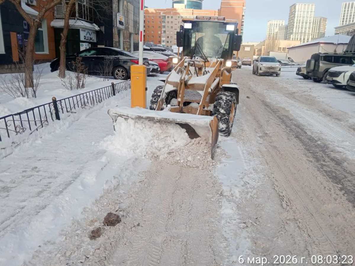 Астанада қар күреу жұмысына 3 мыңнан аса жол жұмысшысы жұмылдырылды