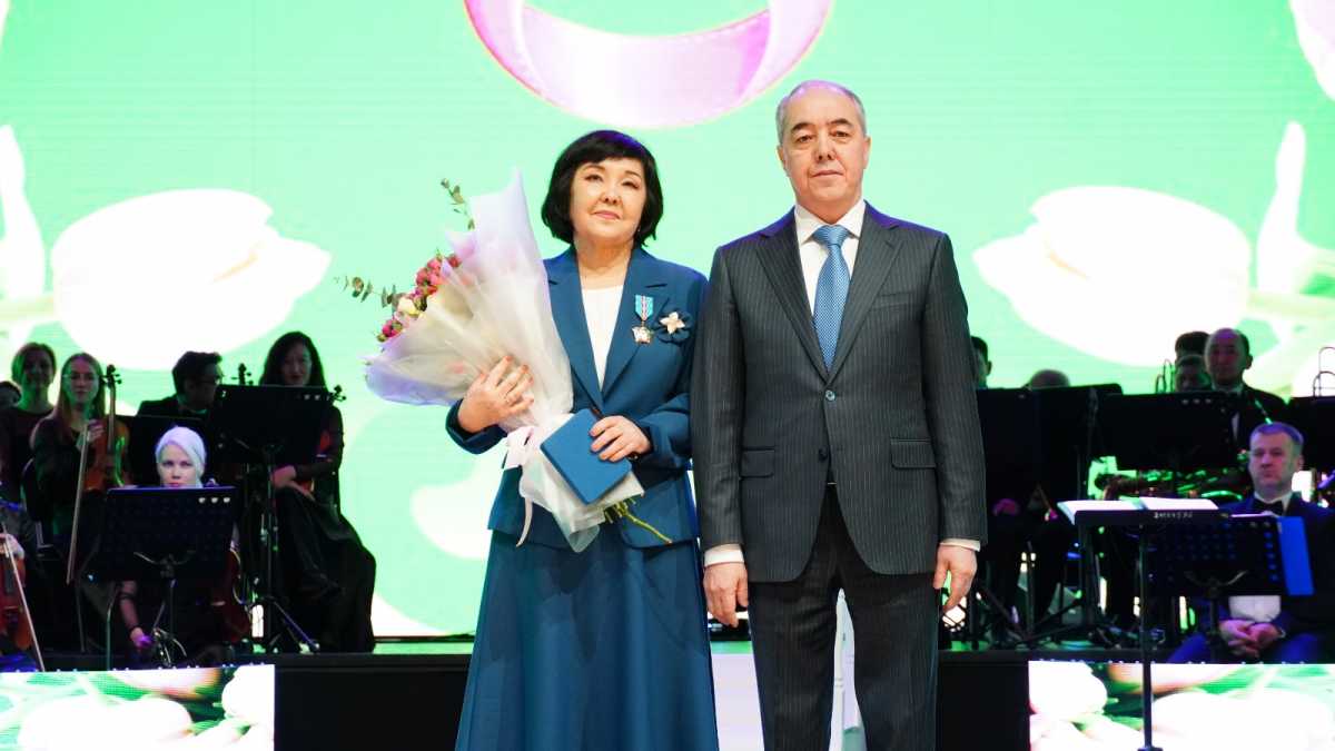 БҚО әкімі Нариман Төреғалиев әйелдерді 8 наурыз мерекесімен құттықтады