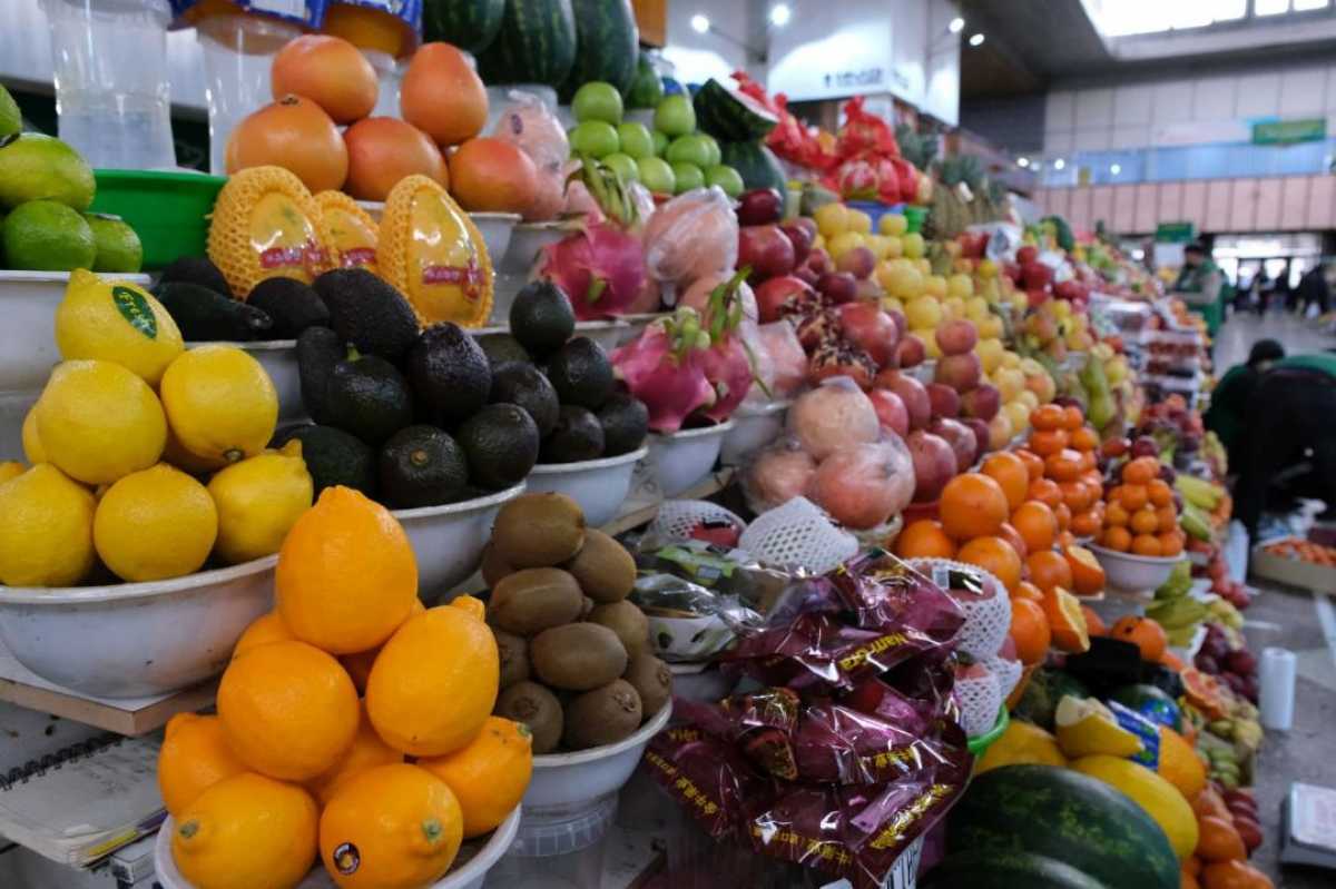 Алматыда көктемнің келуіне байланысты демалыс күндері өтетін жәрмеңкелерде 2000 тонна азық-түлік өнімдері сатылады