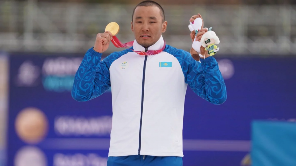 Мемлекет басшысы биатлоншы Ербол Хамитовты Италияда өтіп жатқан қысқы Паралимпиада ойындарының жеңімпазы атануымен құттықтады