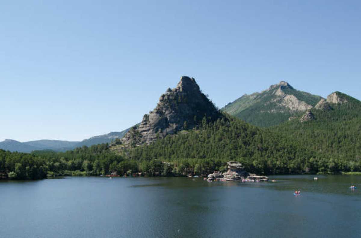 Ақмола облысында алдағы жазғы маусымға курорттық аймақтардың дайындығы талқыланды