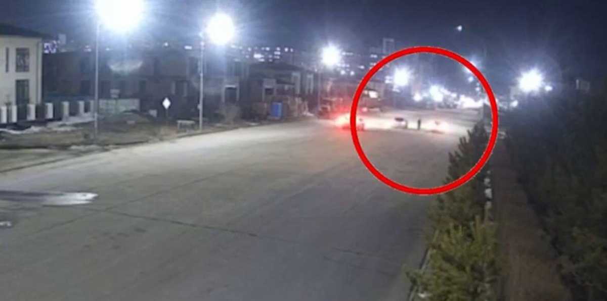 Елордада полиция қауіпті жарыс ұйымдастырған жүргізушілерді тоқтатты