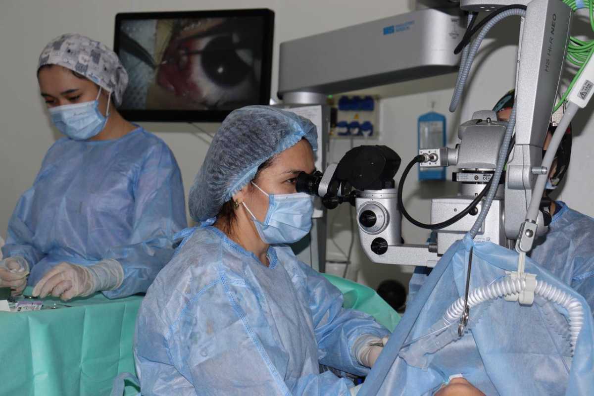 700-ден астам науқас және 180 ота: Алматыда балалардың көру қабілеті қалай қалпына келтірілуде?