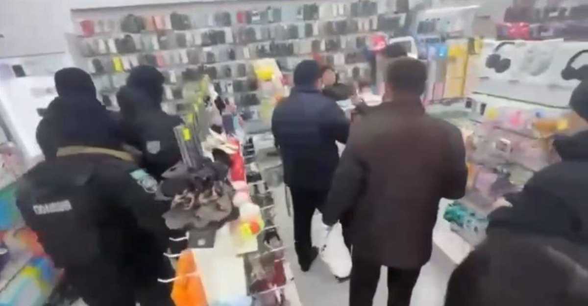 Шымкентте киберполицейлер 18 мыңнан астам алаяқтық қоңыраудың жолын кесті