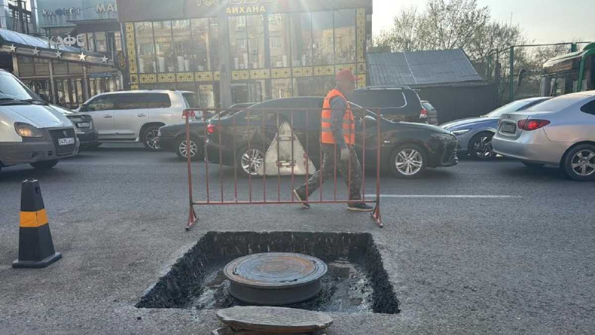 Алматыда 22 мың шаршы метрден астам жол төсемі жөнделеді