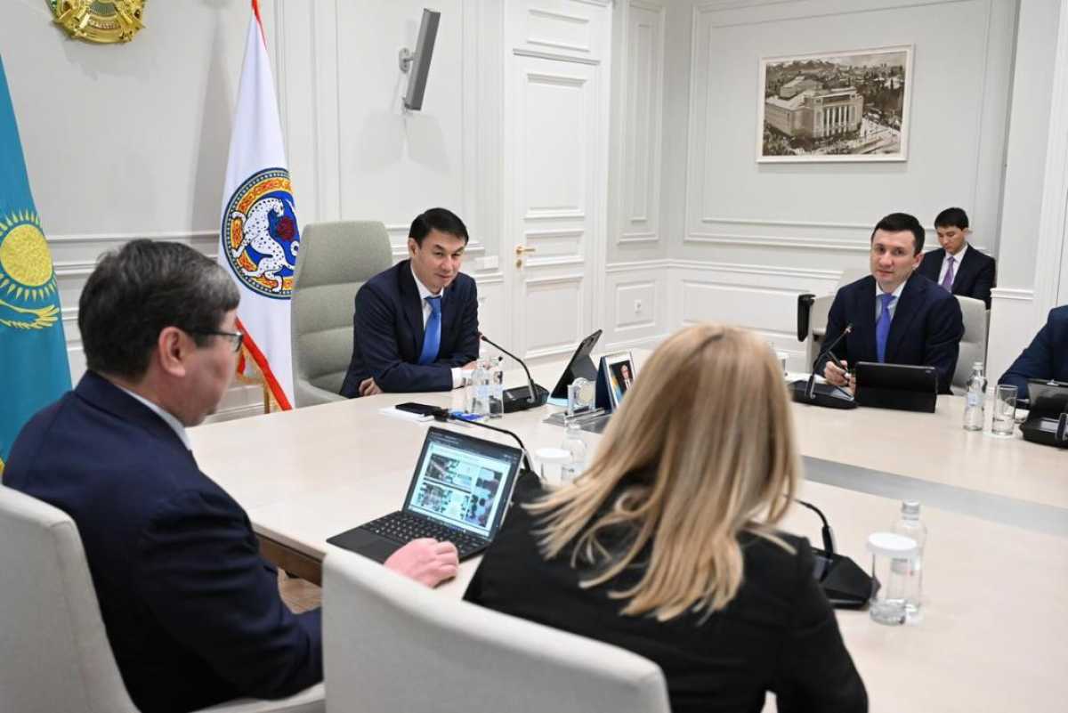 Алматы әкімі коммуналдық жәрмеңкелерді дамыту мәселеcіне арналған кеңес өткізді