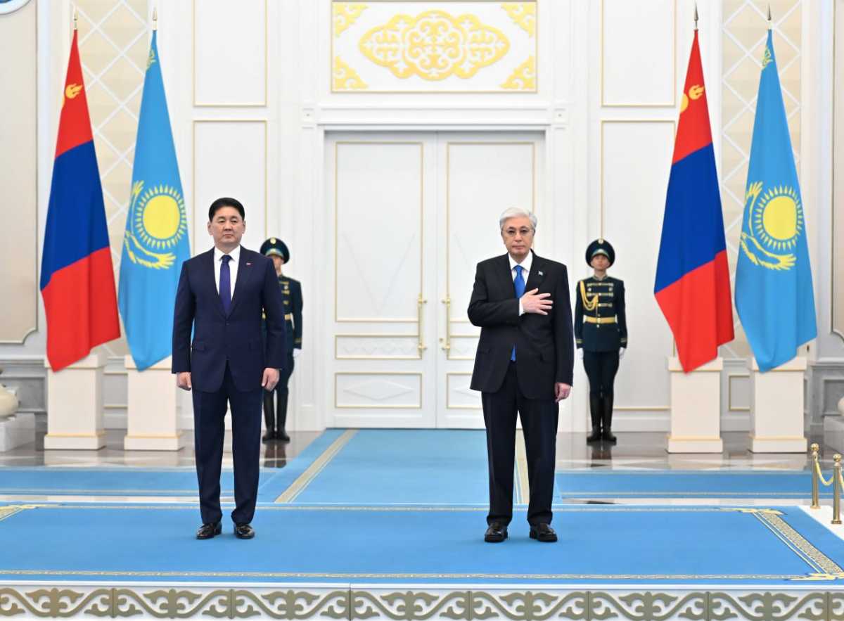 Ақордада Моңғолия Президенті Ухнаагийн Хурэлсухты салтанатты қарсы алу рәсімі өтті