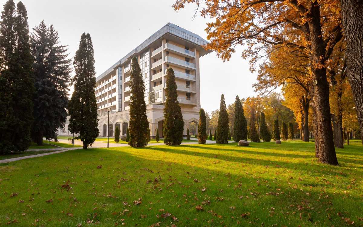 Алматыда қонақ үй құрылысы қарқын алды