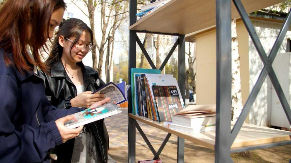 Астанада «Мен оқыған 10 кітап» республикалық акциясы бастау алды