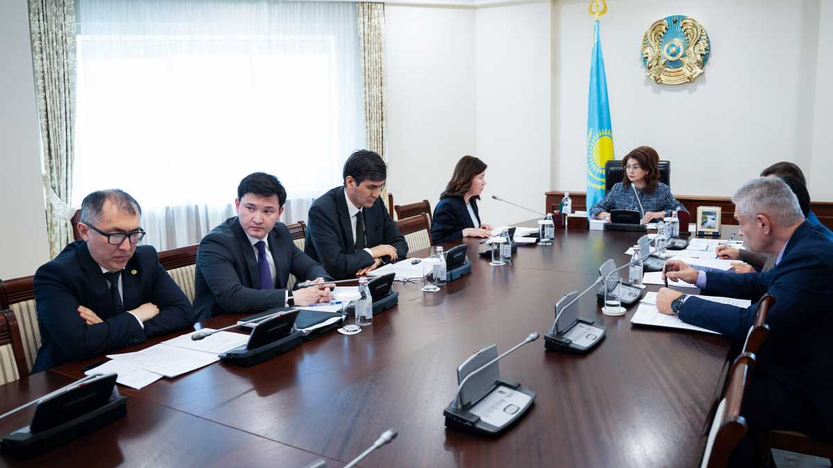 Ведомствоаралық комиссия жасөспірімдер мәселесін талқылады