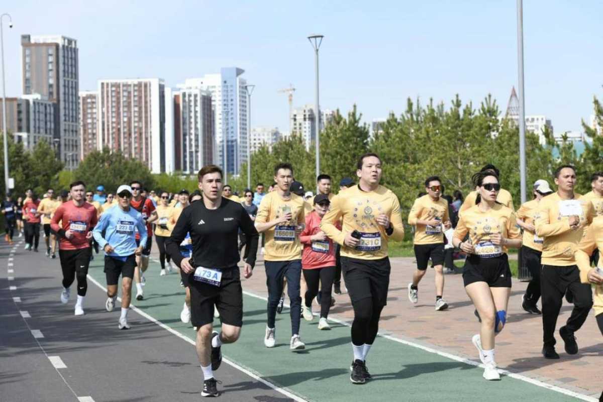 Charity Samruk Marathon: Астанада ауқымды қайырымдылық іс-шарасына мыңдаған адам қатысты