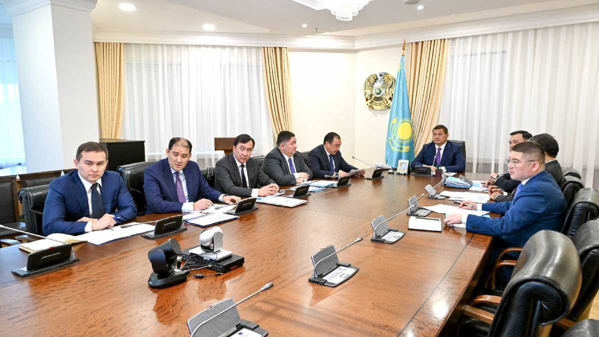 Үкіметте өнеркәсіп, энергетика және көлік салаларын дамыту мәселелері қаралды