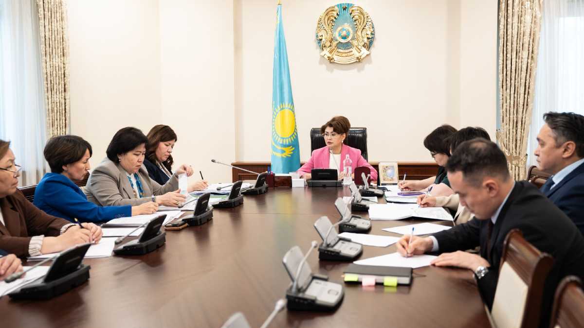 Үкіметте 2026-2028 жылдарға арналған мектепке дейінгі және бастауыш білім беруді дамытудың кешенді жоспарының жобасы қаралды