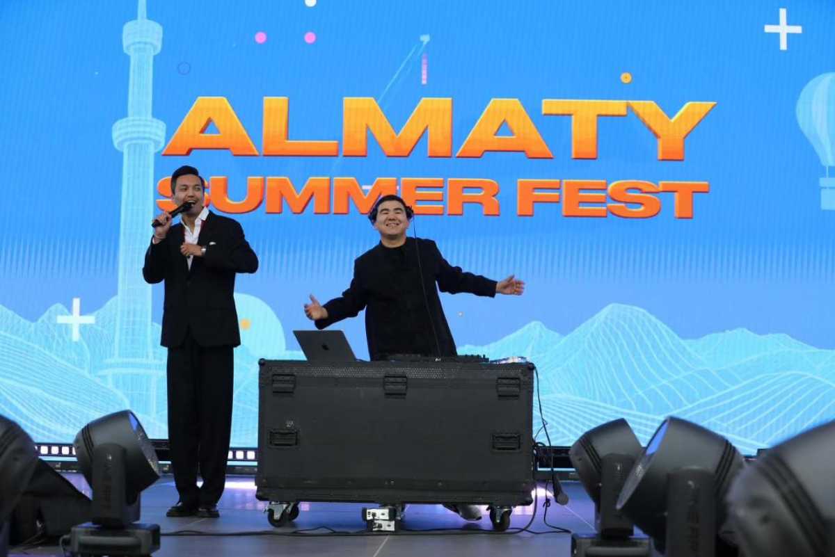 Алматыда жазғы маусым ашық аспан астындағы үлкен концертпен ашылды