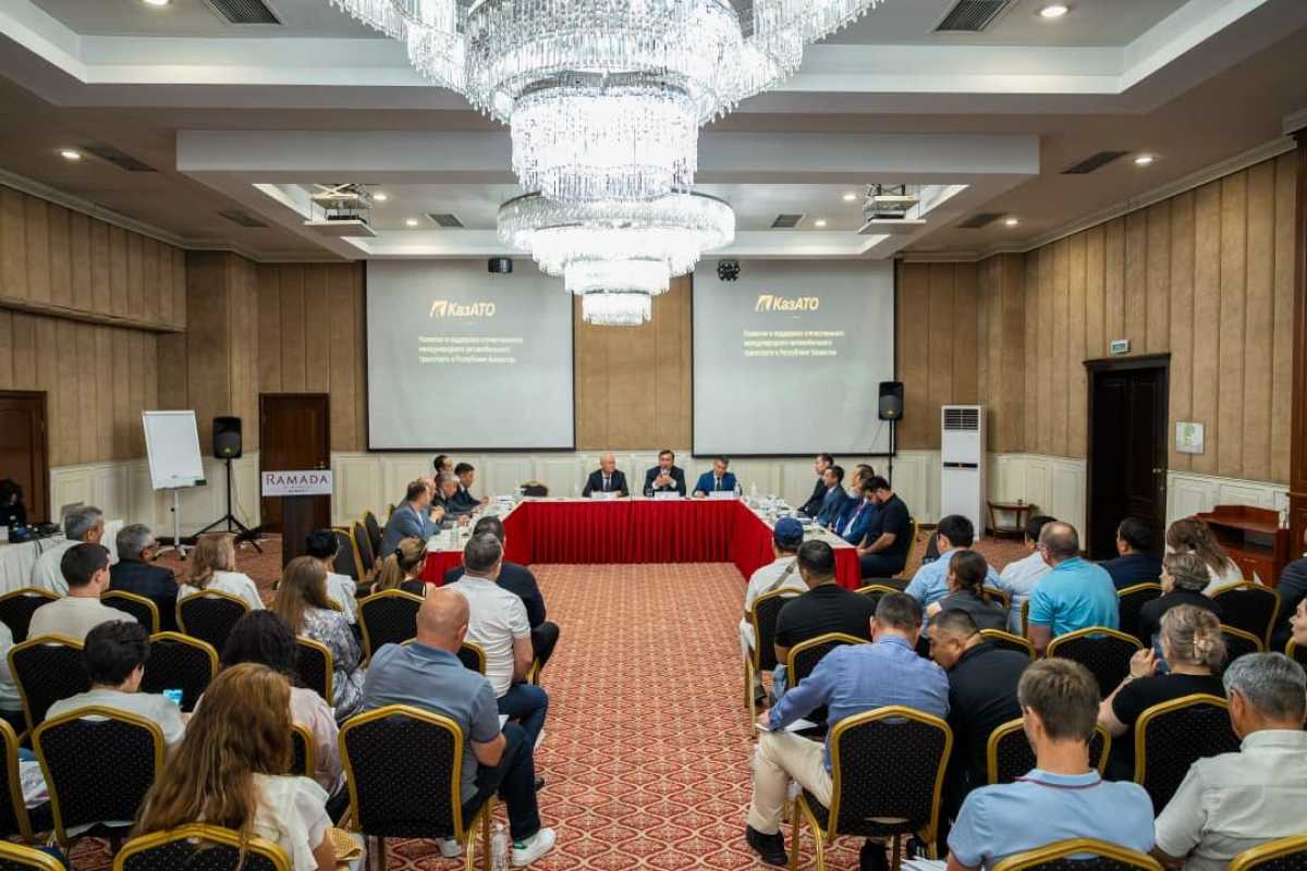 Көлік министрлігі тасымалдаушылармен халықаралық автомобиль тасымалдарының өзекті мәселелерін талқылады