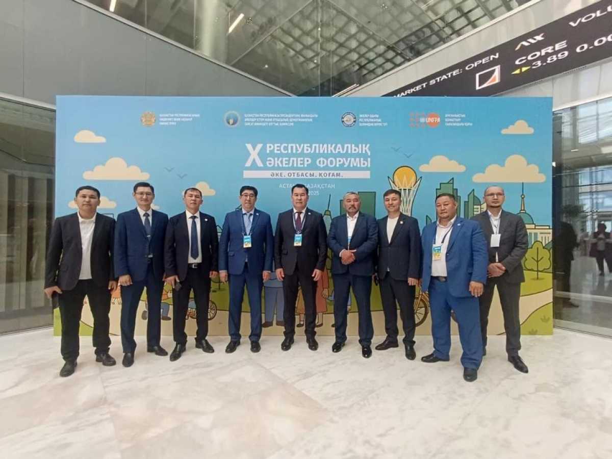 «Әкелер одағы» цифрлық дәуірдегі әкенің рөлі жайлы талқылады