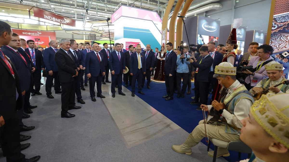 Олжас Бектенов Екатеринбургтегі ИННОПРОМ өнеркәсіп көрмесіне қатысты