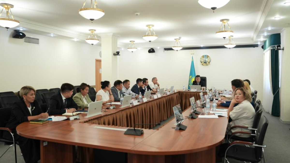 Еңбек министрлігінде зейнетақы жүйесінің сингапурлық моделі талқыланды