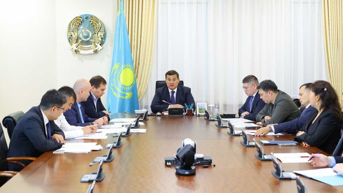 Үкіметте Нұрлыбек Нәлібаевтың төрағалығымен автожол жобаларының іске асырылу барысы талқыланды