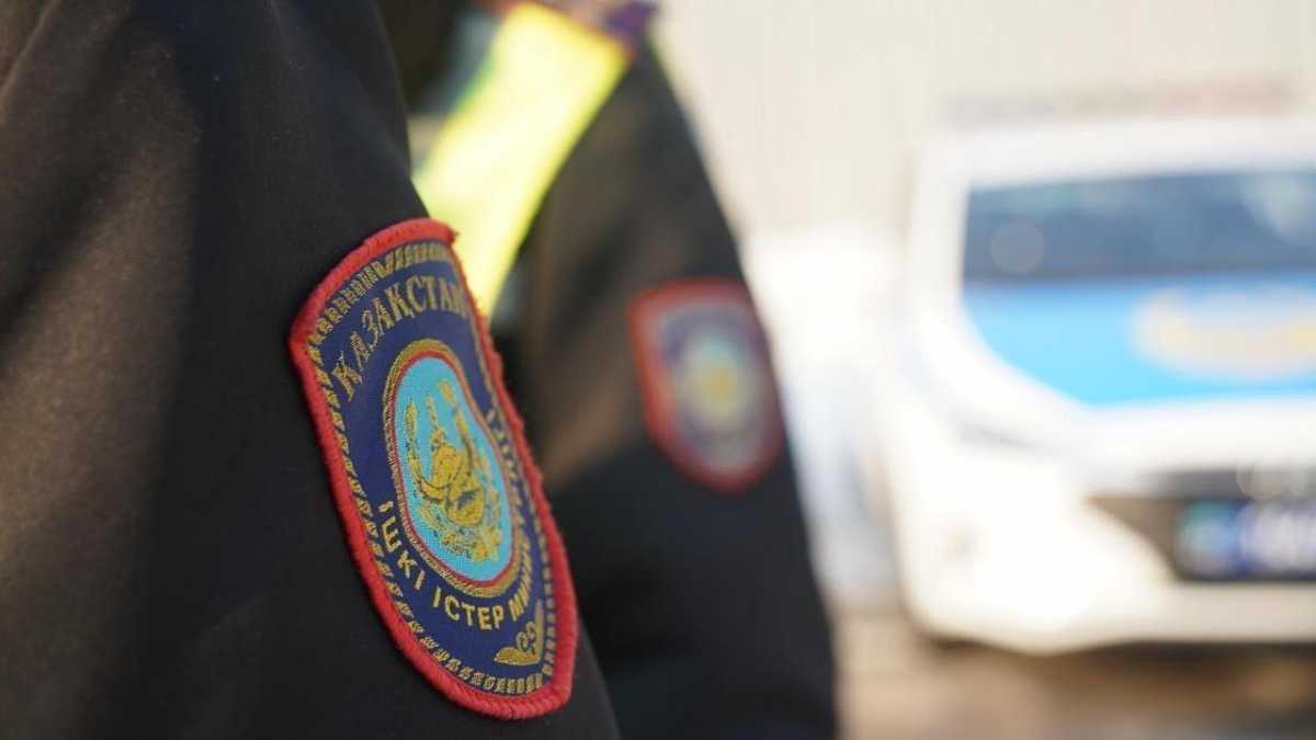 Аялдамаға қатысты жанжалдан кейін автобус терезесін сындырған астаналық 20 тәулікке қамалды