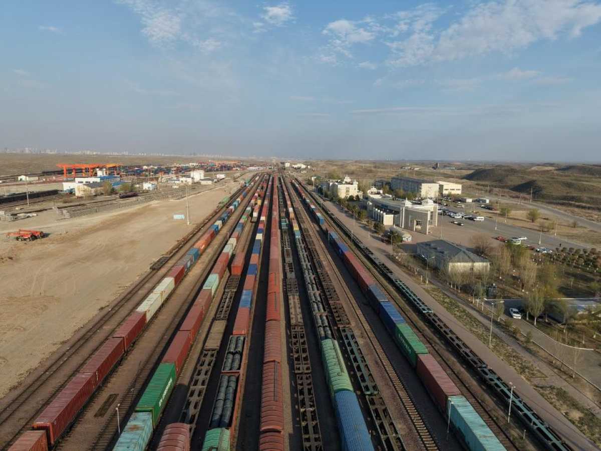 2026 жылдың бірінші жартыжылдығында Қазақстан мен Қытай арасындағы жүк тасымалының көлемі 9%-ға артты