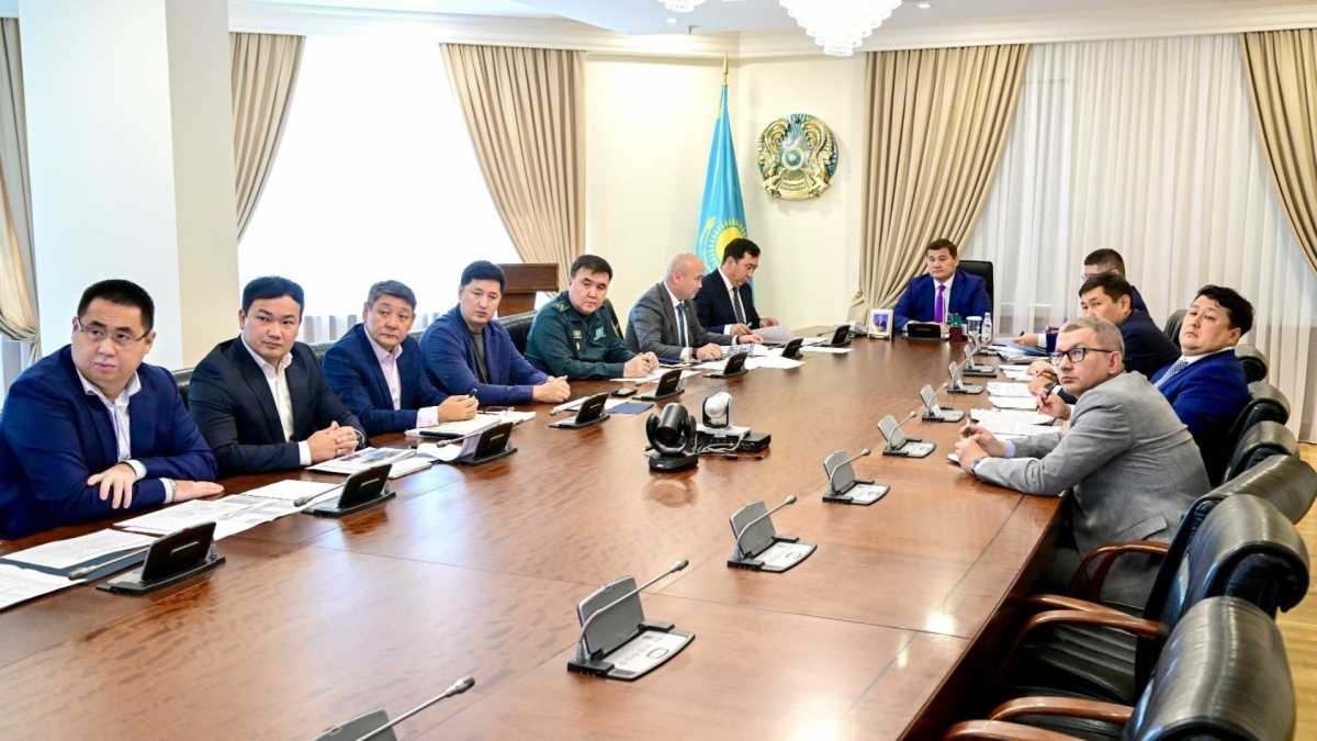 Үкіметте автожол саласын дамыту мәселелері қаралды