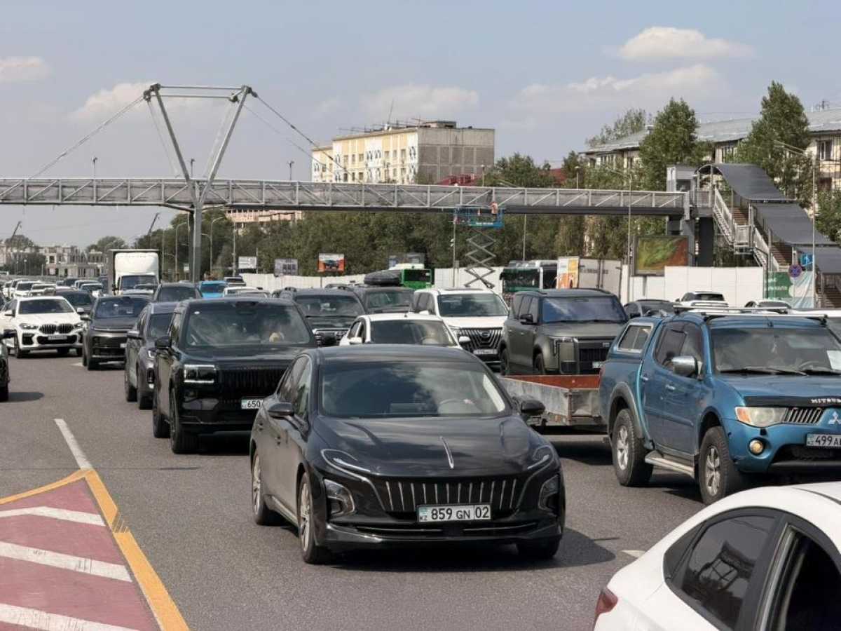 Алматыда 1 қыркүйектен бастап автокөлік шығарындыларын жеке тексеру енгізіледі