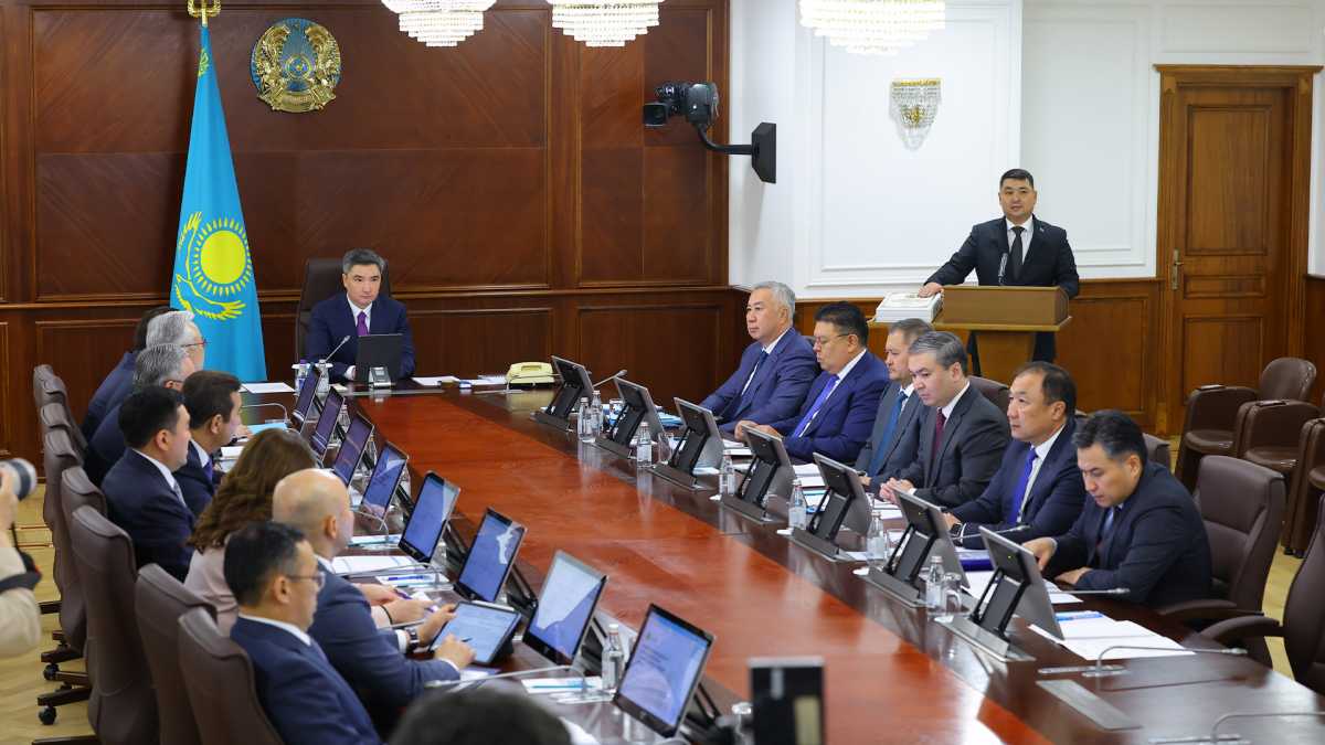 Олжас Бектенов кадр даярлау жүйесін қайта құруды тапсырды