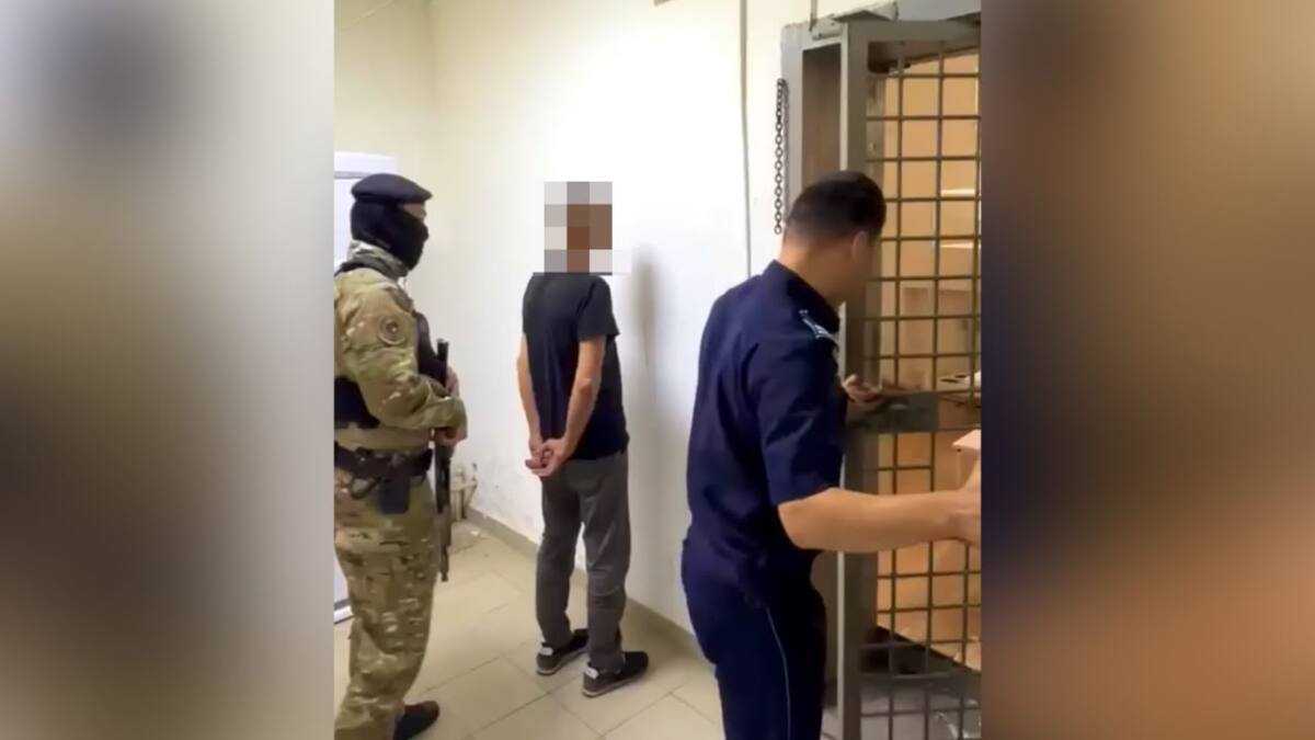 Жаңаөзенде полицейлер мұнай нысандарынан жабдық ұрлады деген күдіктіні ұстады