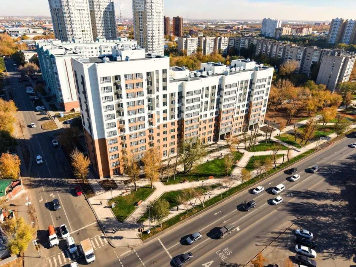 Астананың Байқоңыр ауданында Республика күні қарсаңында жаңа гүлзар ашылды