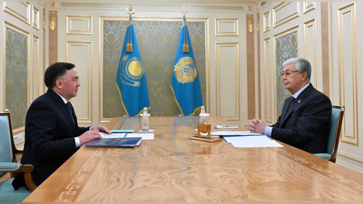 Мемлекет басшысы Жоғарғы сот төрағасы Асламбек Мерғалиевті қабылдады