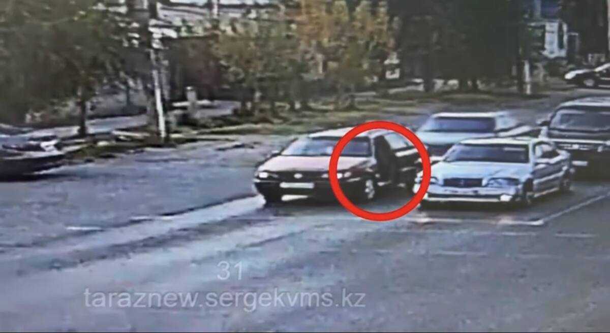 Таразда есігі жоқ Volkswagen көлігін басқарған жүргізуші жауапкершілікке тартылды